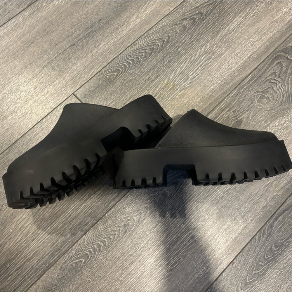 Jeffrey Campbell Black Platform Mules
